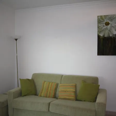 T1 Da Rocha/varandas Do Sol 3 Apartamento *