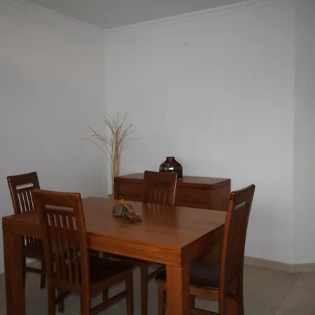 T1 Da Rocha/varandas Do Sol 3 Daire