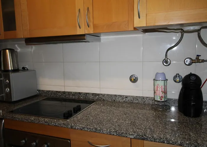 T1 Da Rocha/varandas Do Sol 3 Apartamento *